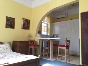 Отель Art Studios Elsor  Бургас